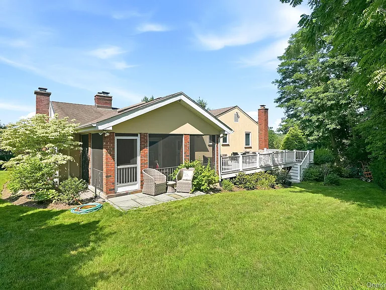 316 Gainsborg Ave #2 — Photo 25