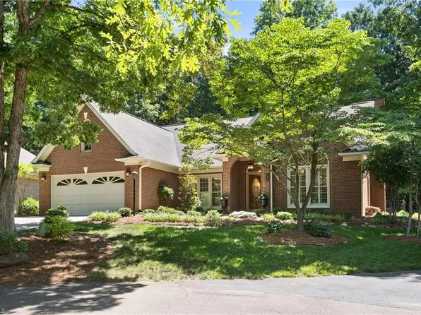 127 Wellesborough Rd, Winston Salem, NC 27104
