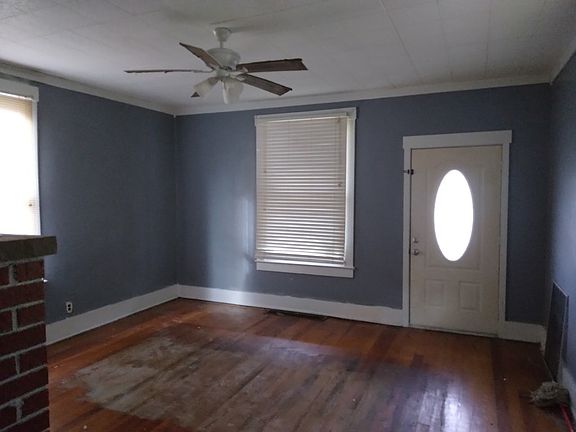 2nd image of 5820 Farney Ave