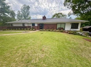 918 Lynn Cir, Tupelo, MS 38804