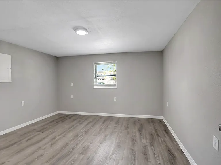7210 Parrot Dr — Photo 12