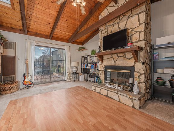 4th image of 624 Stafford Dr
