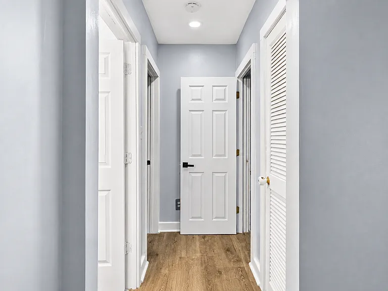 5 Warren Dr — Photo 8