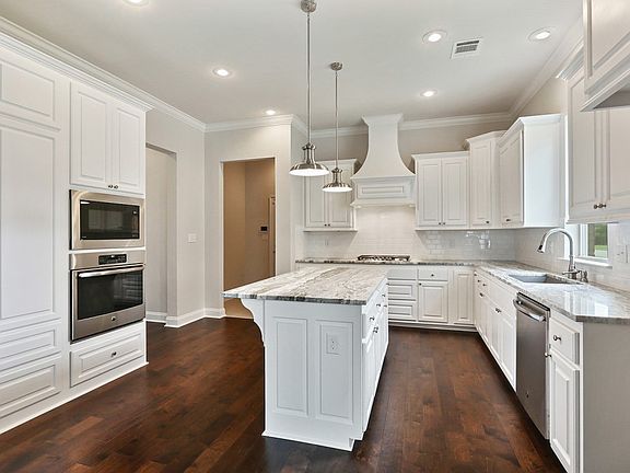 3rd image of 36336 Belle Reserve Ave