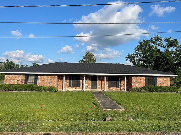 2nd image of 122 Gaudet Dr