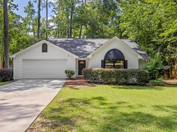 8352 Chickasaw Trl, Tallahassee, FL 32312