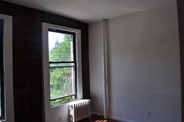 Rented by Sky Management | media 63