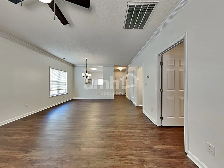 5320 Sahalee Way — Photo 6