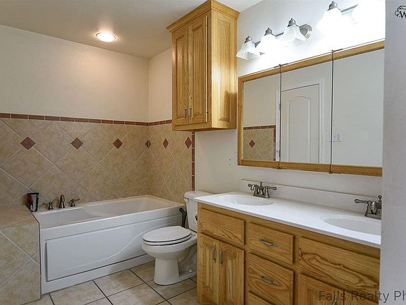 4th image of 5053 Eastridge Dr