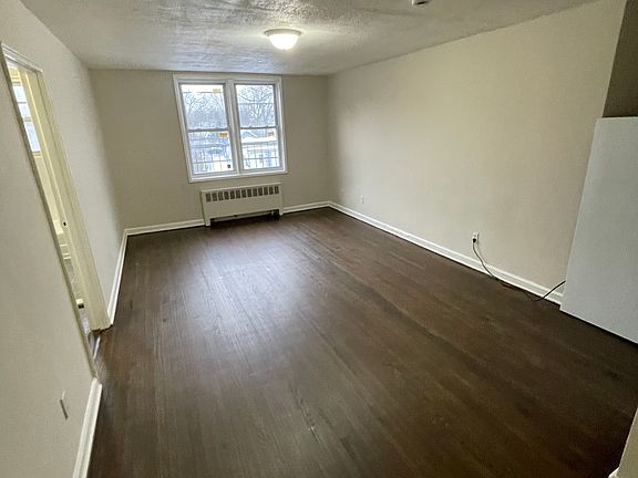 2nd image of 103 Chancellor Ave #51B