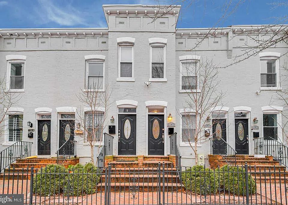 Front of House - 18A O Street NW