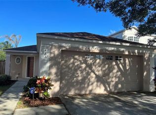 433 Maple Pointe Dr, Seffner, FL 33584