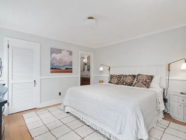 135 Layfield Dr — Photo 19