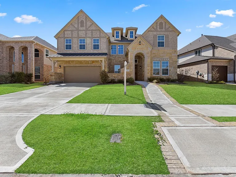 4406 Shaded Arbor Way — Photo 2