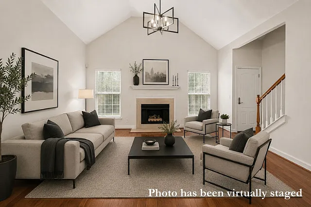 4 bed, 2.5 bath, 2358 sqft, $2,995 — Photo 2
