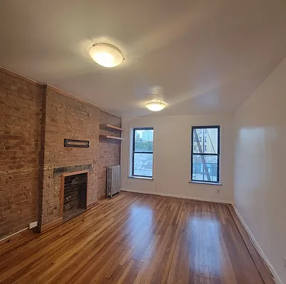 Rented by Oxford Property Group | media 2