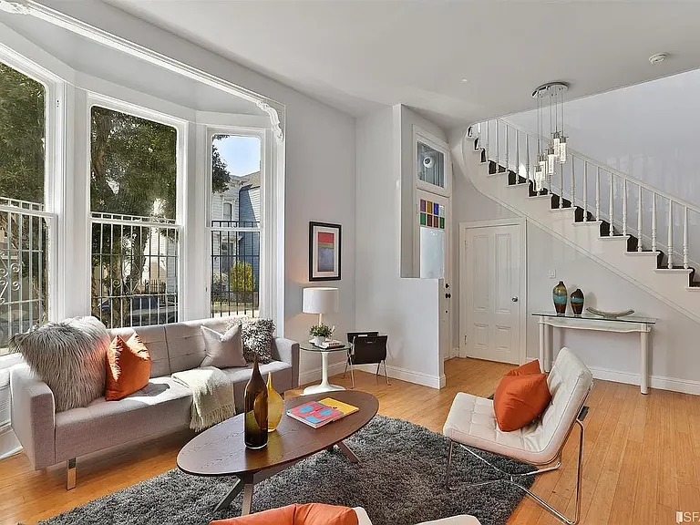 685 Capp St — Photo 4