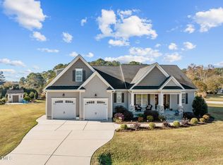 2600 Maple Hollow Ct, Zebulon, NC 27597