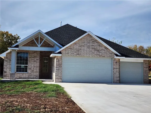 1130 Woodbrook Dr, Purcell, OK 73080