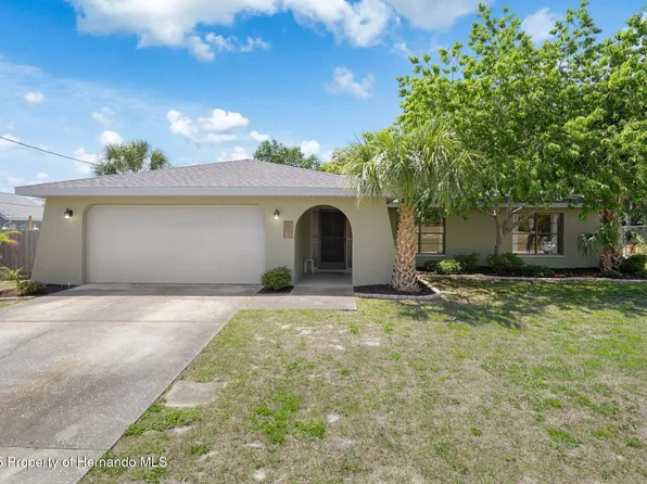 5263 Kirkwood Ave, Spring Hill, FL 34608