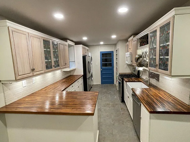 5538 Janelle St — Photo 3