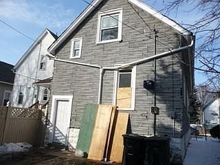 2nd image of 1417 W Orchard St
