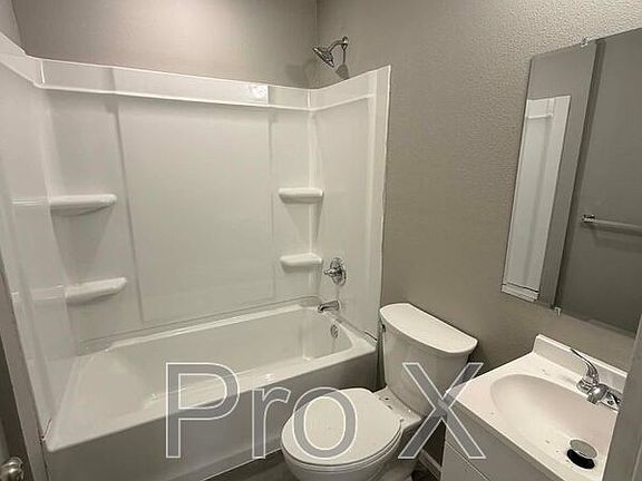 4th image of 117-121 S Byers Apartments #121-105