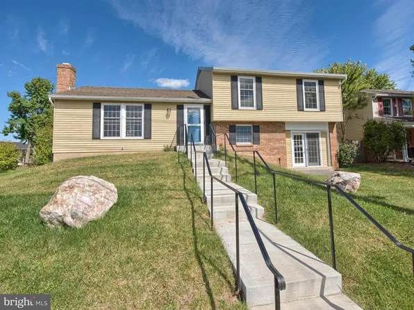 1345 Butterfly Ln, Frederick, MD 21703