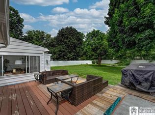 8382 Kimberly Rd, Williamsville, NY 14221