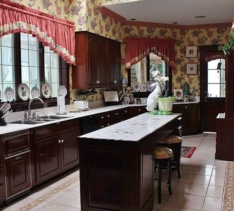 4th image of 444 Oak Alley Dr #0