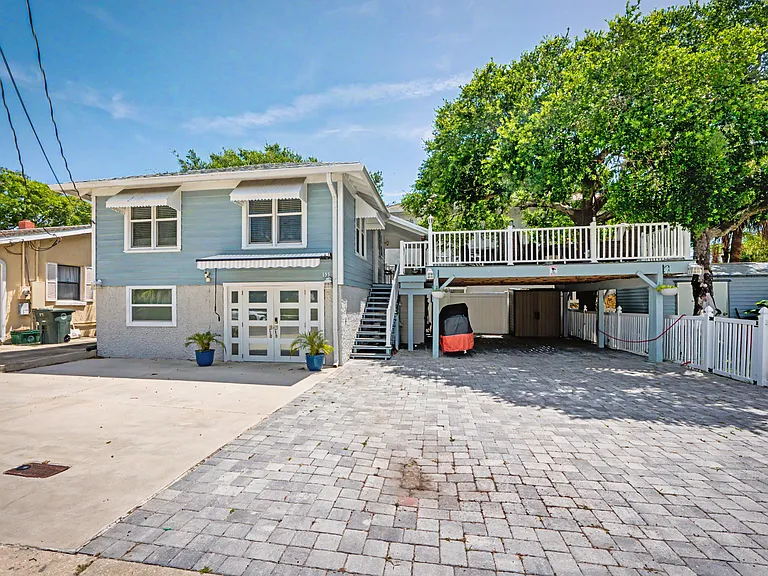 155 S Wild Olive Ave — Photo 3
