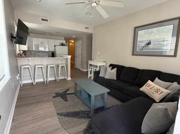 925 Central Ave #A, Ocean City, NJ 08226
