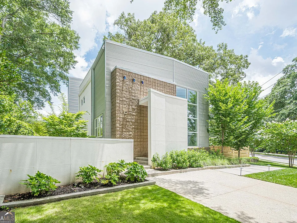 2269 Briarwood Hills Dr NE