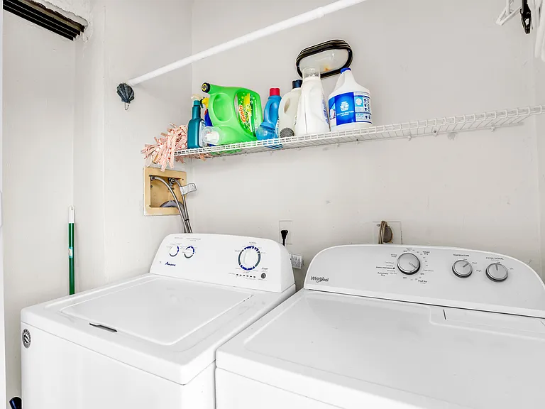 4640 Chantelle Dr #1 — Photo 21