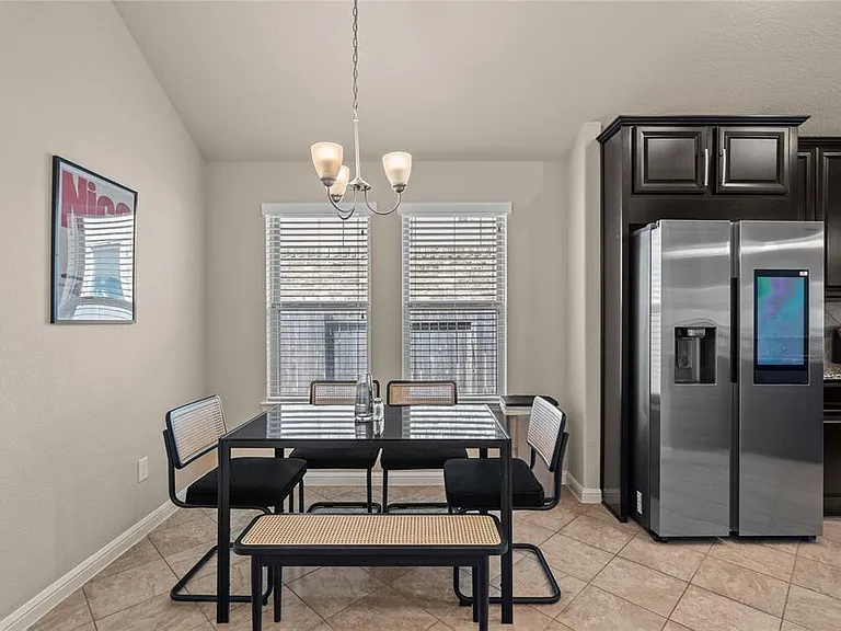 4808 Ladona Ct — Photo 14