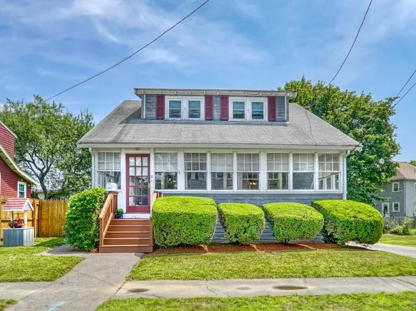 19 Hillside Rd, Dedham, MA 02026