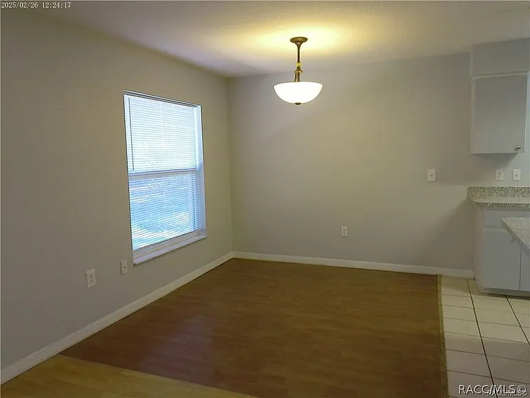 5921 W Woodhill Ct — Photo 8