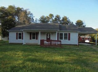 2949 Pine Ridge Rd, Asheboro, NC 27205