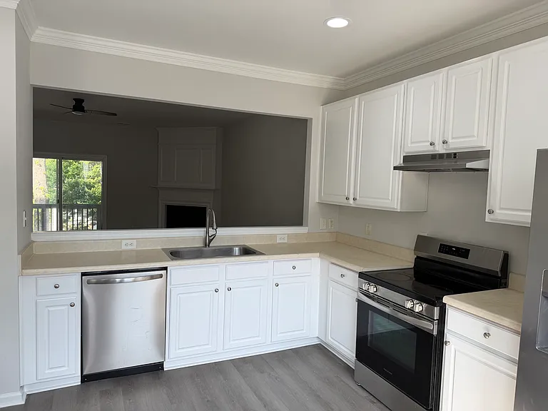 8107 Rhiannon Rd — Photo 3