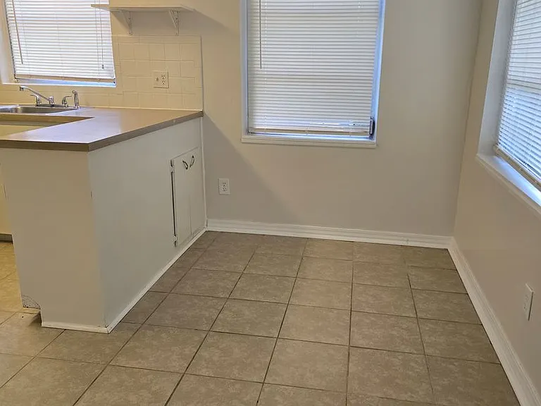 320 Pleasant Grove Rd — Photo 4