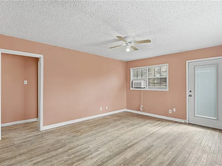 1321 Quail Ln #2 — Photo 4