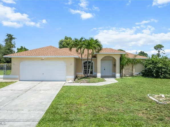 117 SE 10th Terrace Cpe, Coral, FL 33990