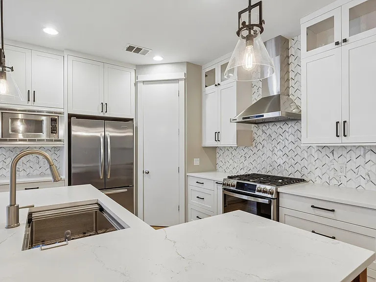 3108 Corbin Ln — Photo 5