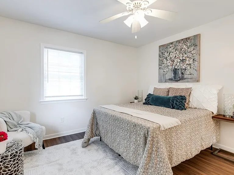 4321 N Huguenot Rd — Photo 27