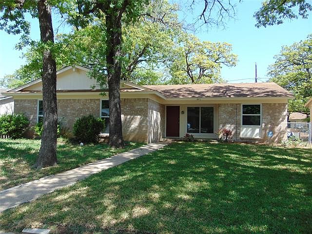 1st image of 841 Pleasant Hills Dr