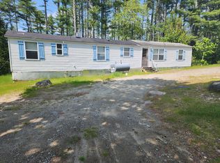 25 Old County Rd, Nobleboro, ME 04555