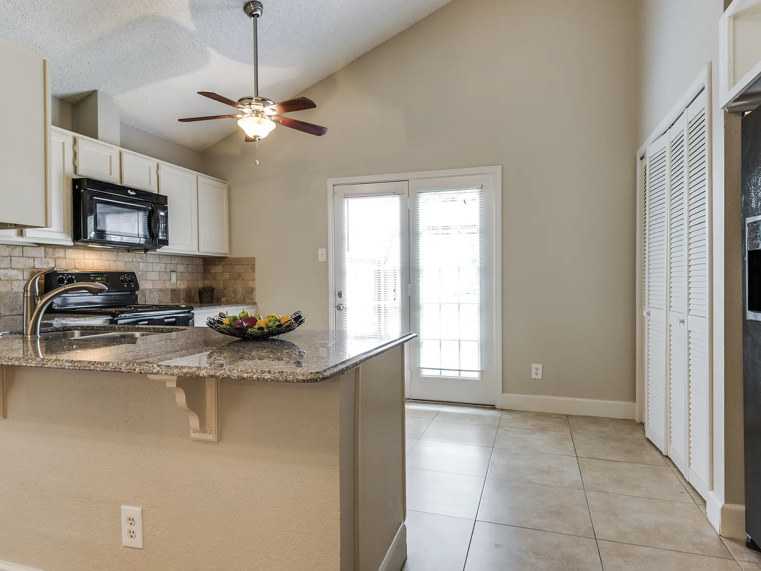 1461 Javelin Way — Photo 3
