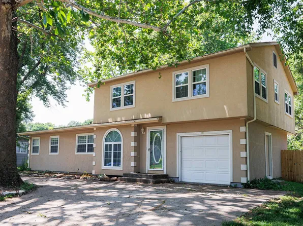 141 Main St, Rossville, KS 66533