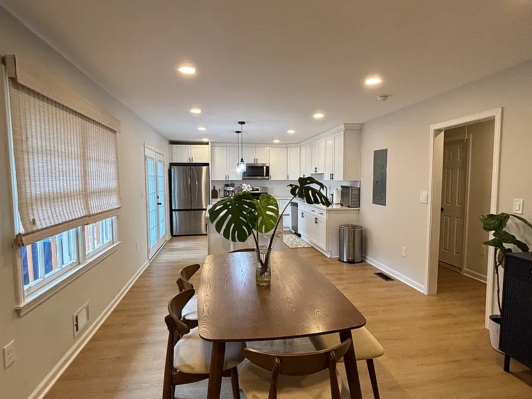 1443 Belmont Ave SE — Photo 5