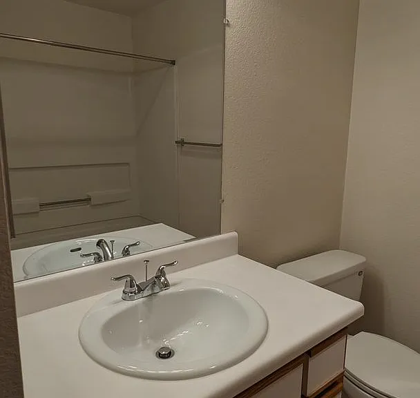 Treehill Commons — Photo 13